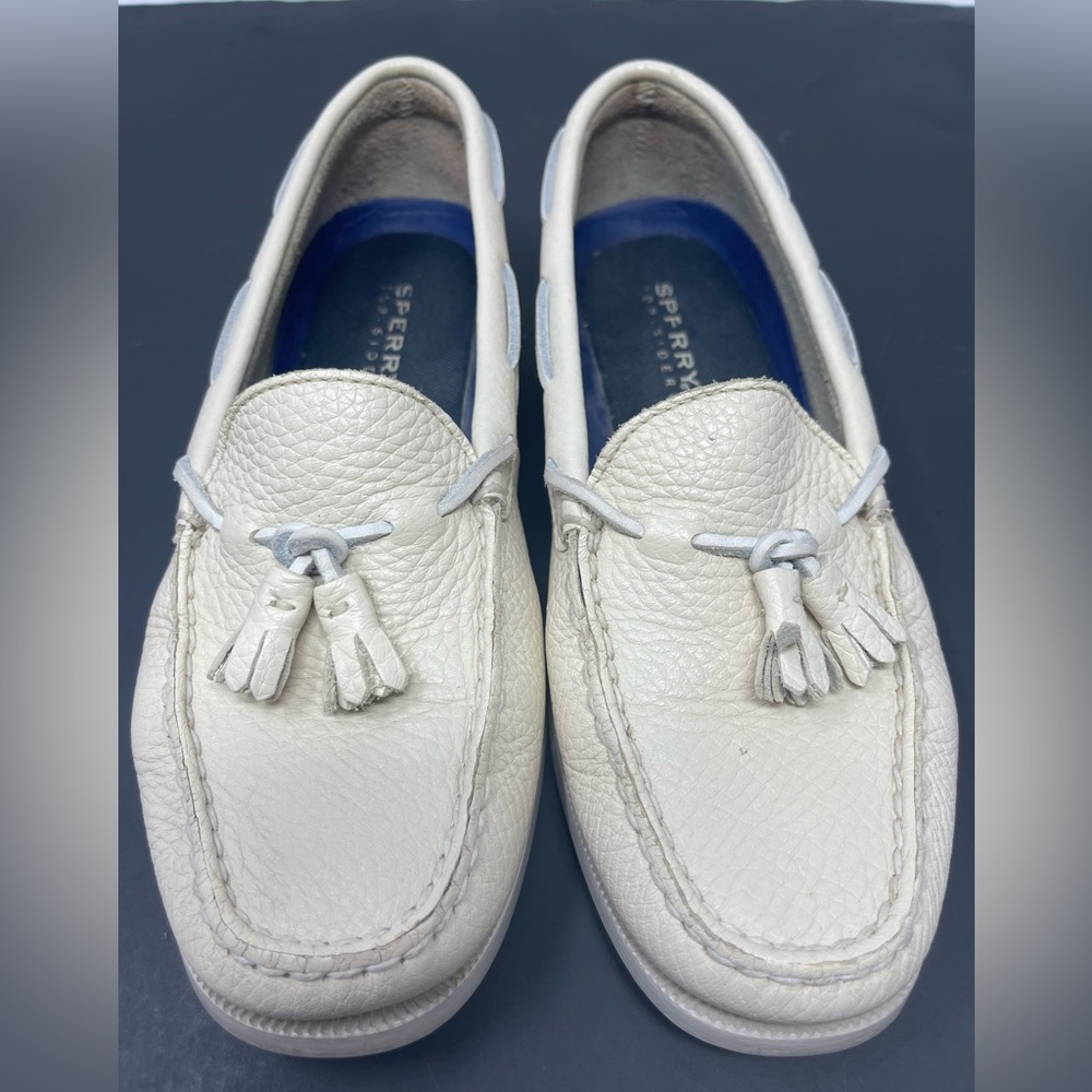 SPERRY: Cream/Off White Topsider Leather Boat Shoe/Loafer. Size 7M. Slip…